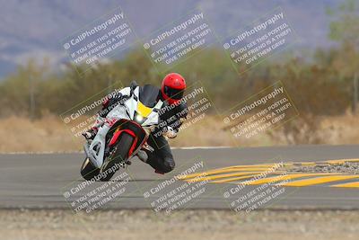 media/Sep-10-2022-SoCal Trackdays (Sat) [[a5bf35bb4a]]/Turn 6 (1140am)/